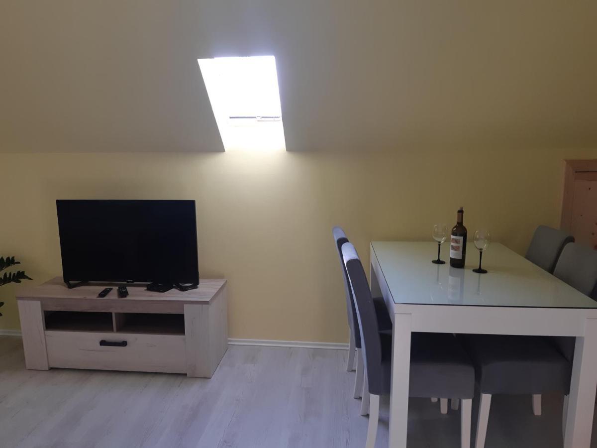 Palić Mirella Rooms מראה חיצוני תמונה