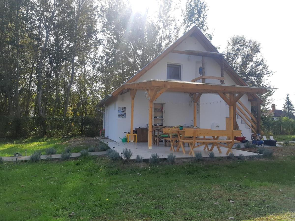Palić Mirella Rooms מראה חיצוני תמונה