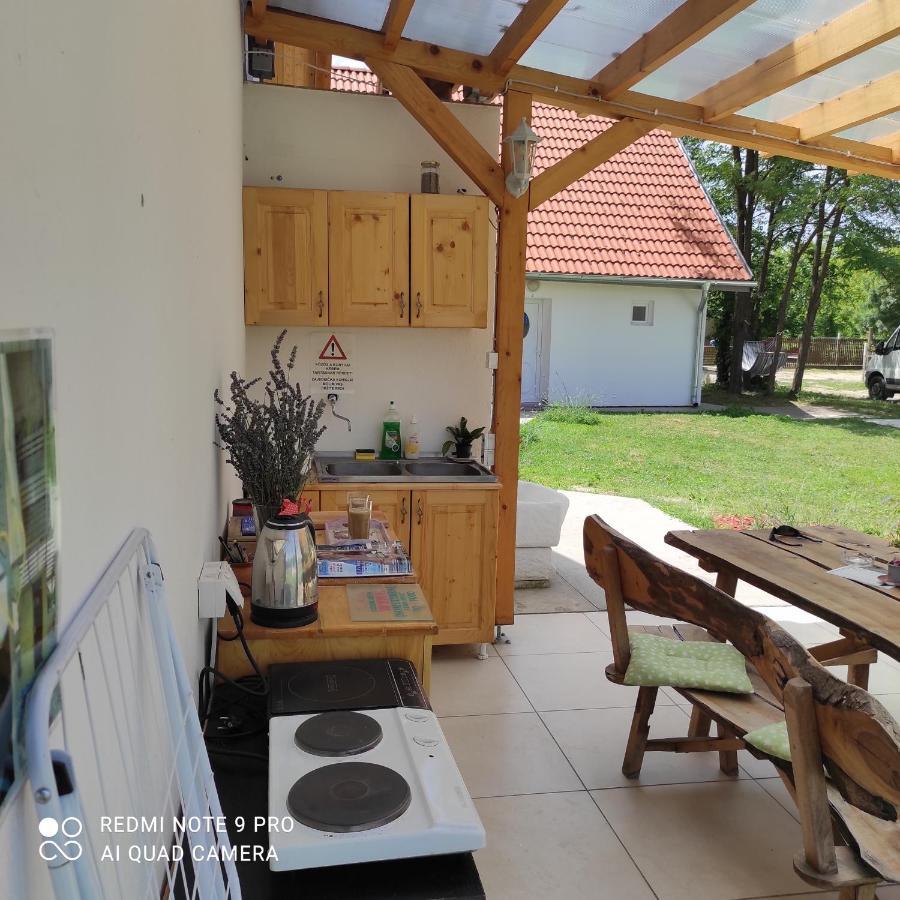 Palić Mirella Rooms מראה חיצוני תמונה