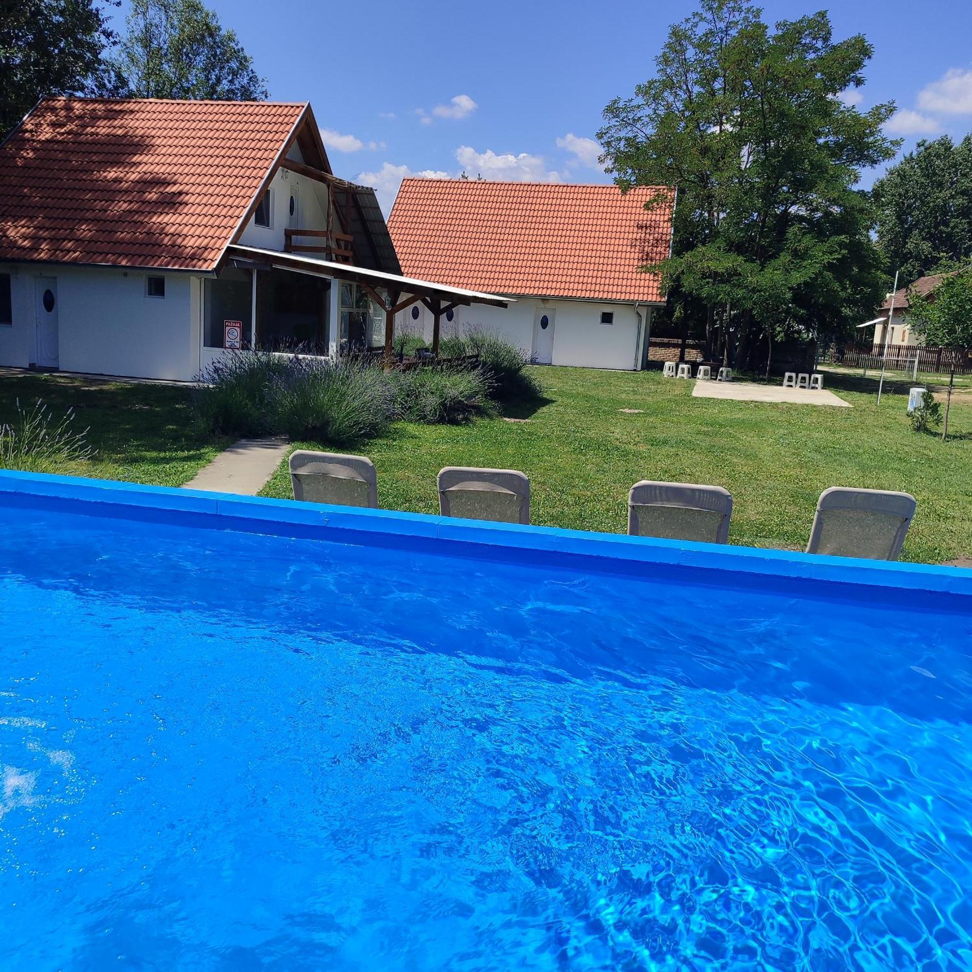 Palić Mirella Rooms מראה חיצוני תמונה