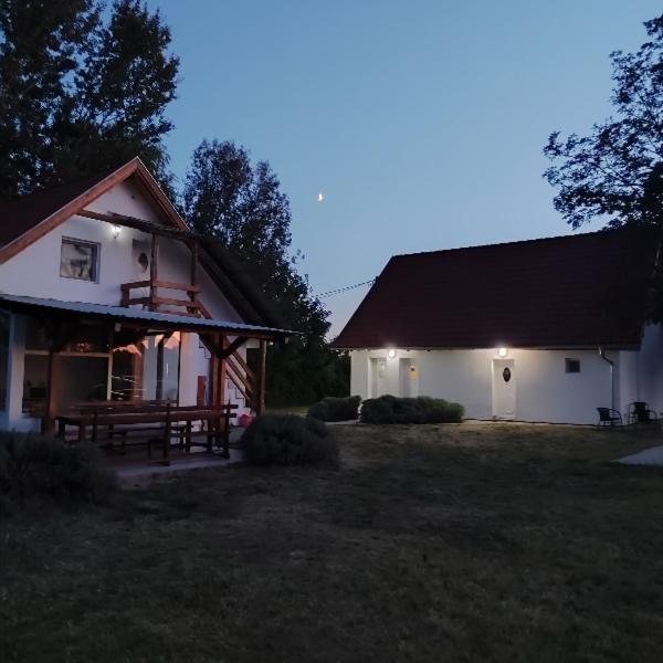 Palić Mirella Rooms מראה חיצוני תמונה